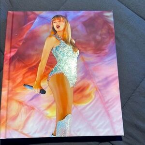 The official Taylor Swift, the Era tour book